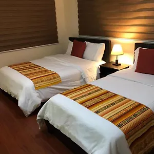 Hortensia's Casa De Huespedes , Tababela Ecuador